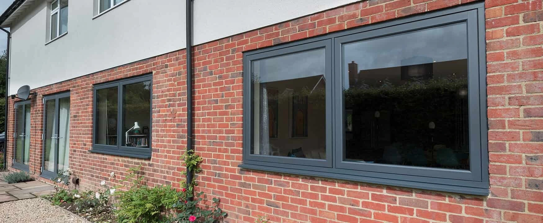 Transparent Clear Glass Metal Windows New Design Aluminium Double Glazed Glass Window Companies 5