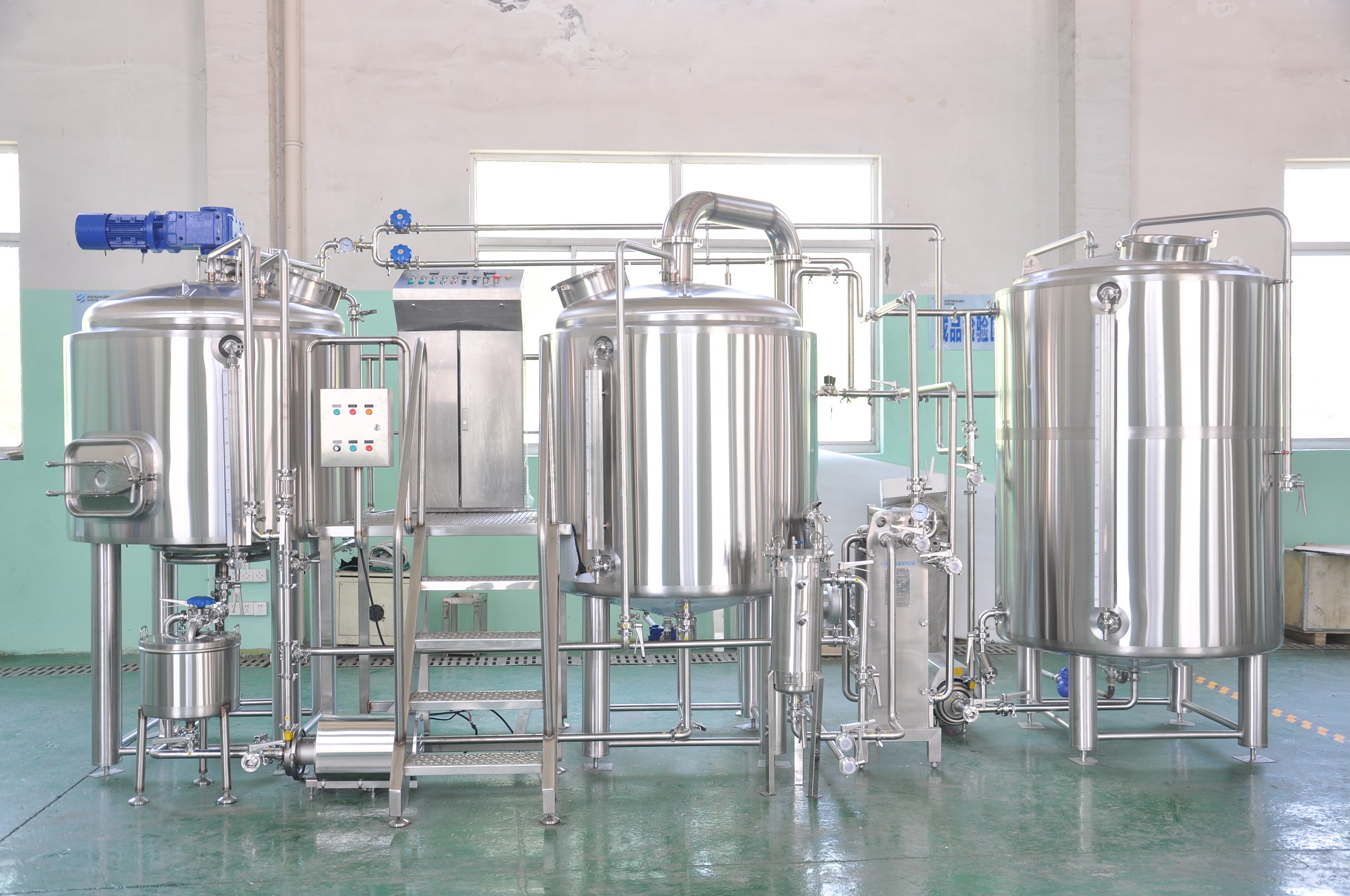 Benefits of a 2 Vessel brewing system VS. a 3 Vessel VS. Combi-Vessel brewing System 1