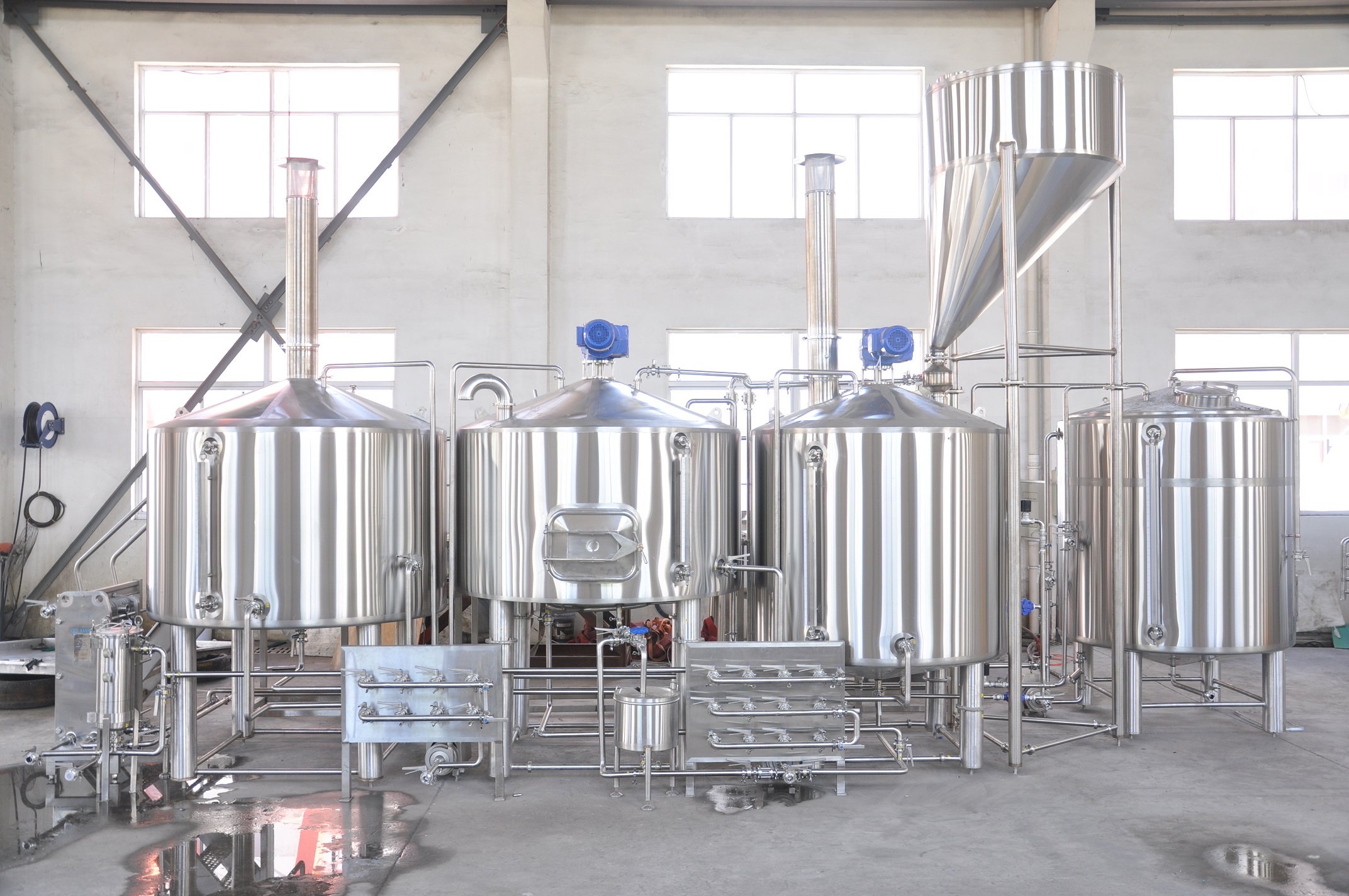 Benefits of a 2 Vessel brewing system VS. a 3 Vessel VS. Combi-Vessel brewing System 2