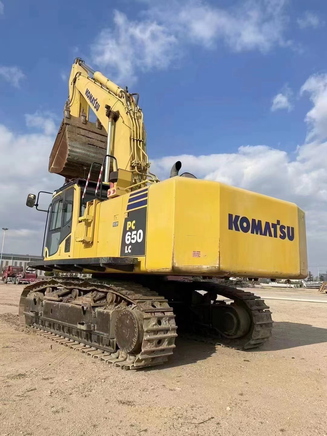 Japan imported 65 tons of second-hand excavator Komatsu PC650 original hydraulic excavator sold at a low price 10