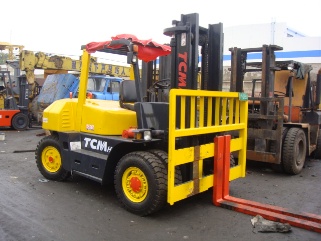 10ton used forklift TCM FD100 with good condition for sale used TCM 10t diesel forklift 8