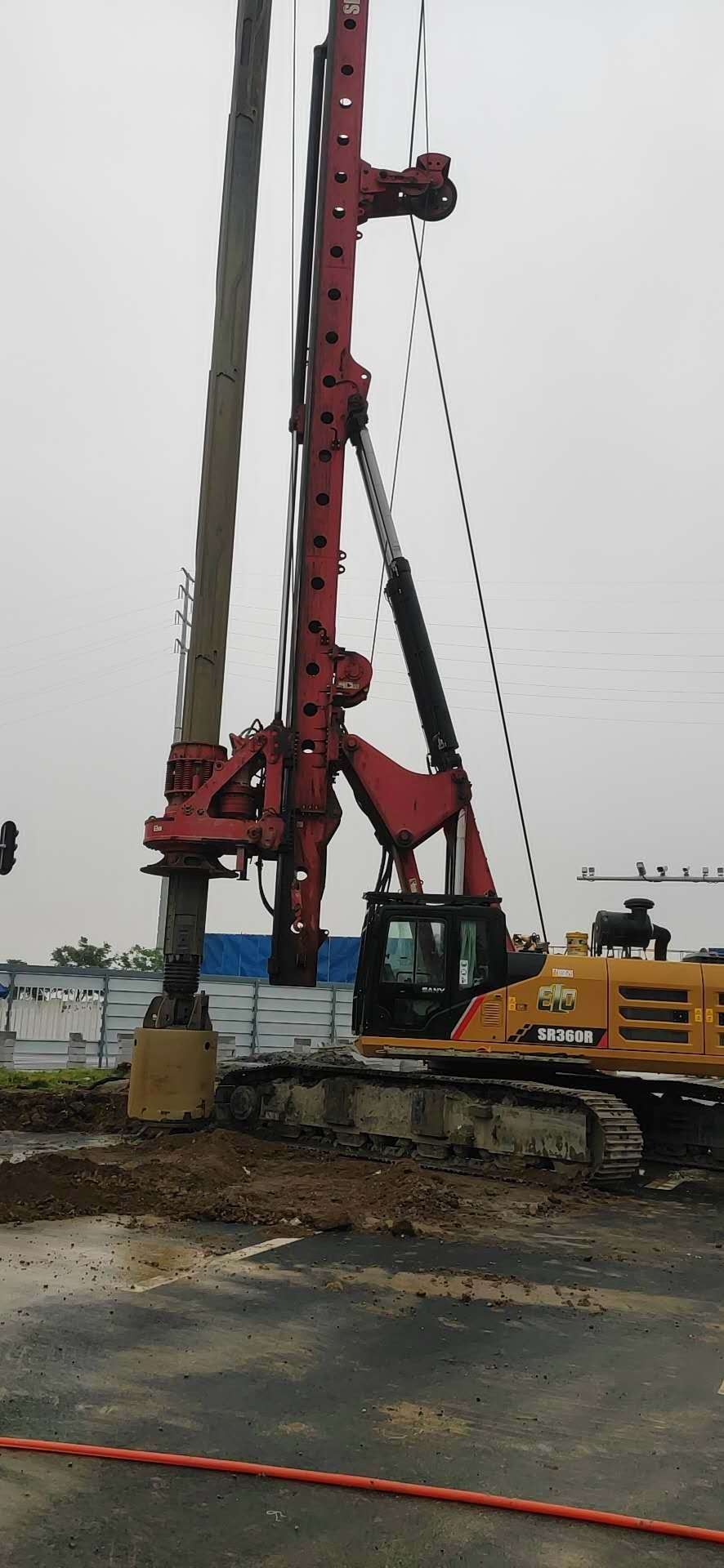 Used Best Mobile Rotary Drilling RigsSR360 with  360KN Rotary Drilling for various large-scale projects 3
