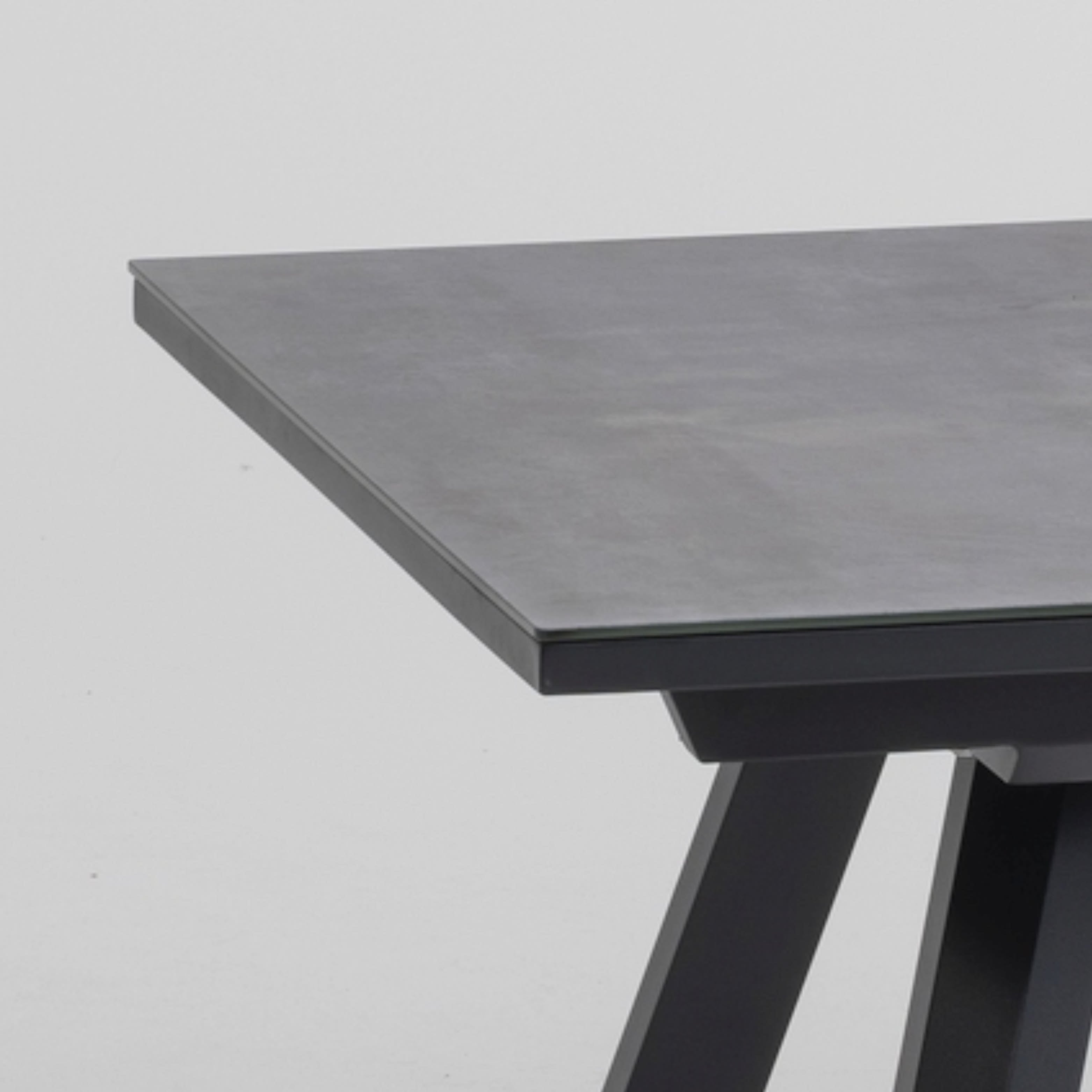 Safety glass with ceramic coating: A masterpiece for your garden 2