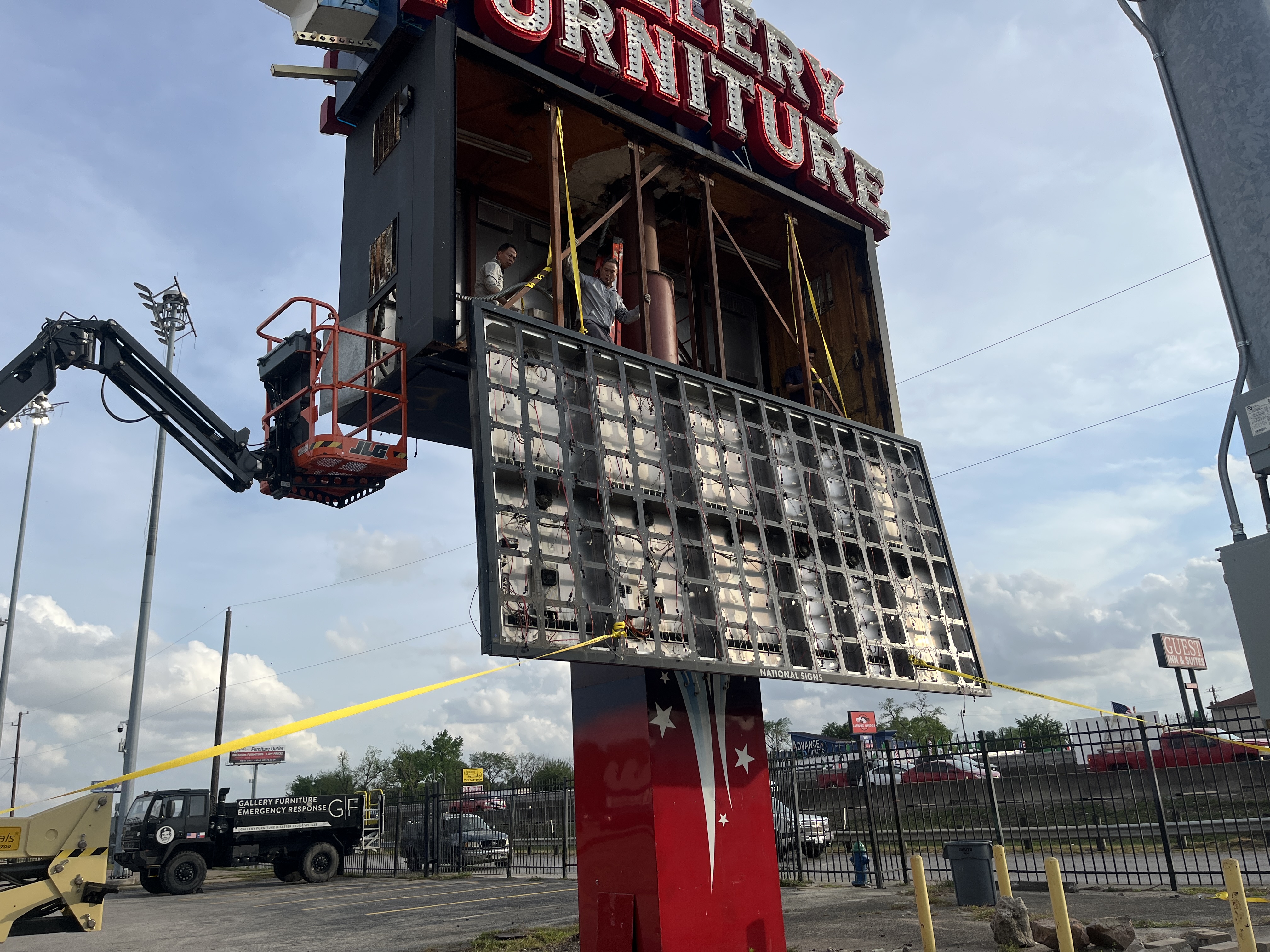 Outdoor LED Billboard Installation with True Local Support in the U.S. 1