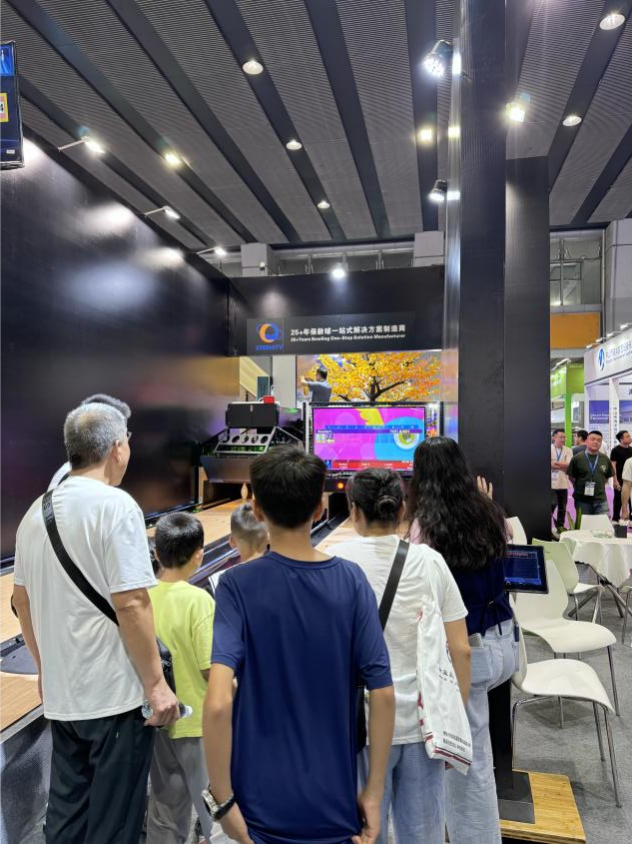 エタニティ社がアジア・アミューズメント&アトラクションズ・エキスポ2026でEV99ストリングボウリングマシンを展示 4