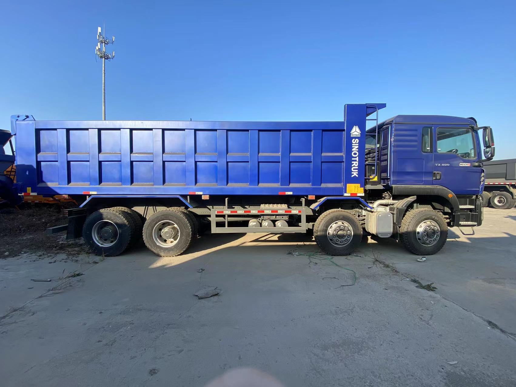 Sinotruk Howo 8x4 Left-hand Drive Dump Truck For Cheap Sale 9