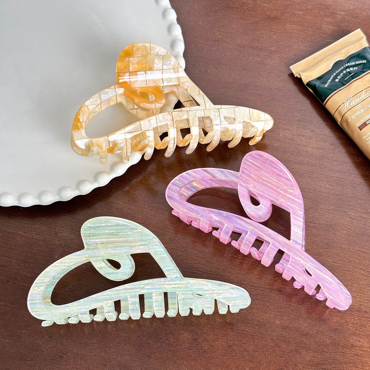 Dowell European American Style Hair Accessories Heart-shaped Shark Clip Sweet Girl Acetate Clip 20