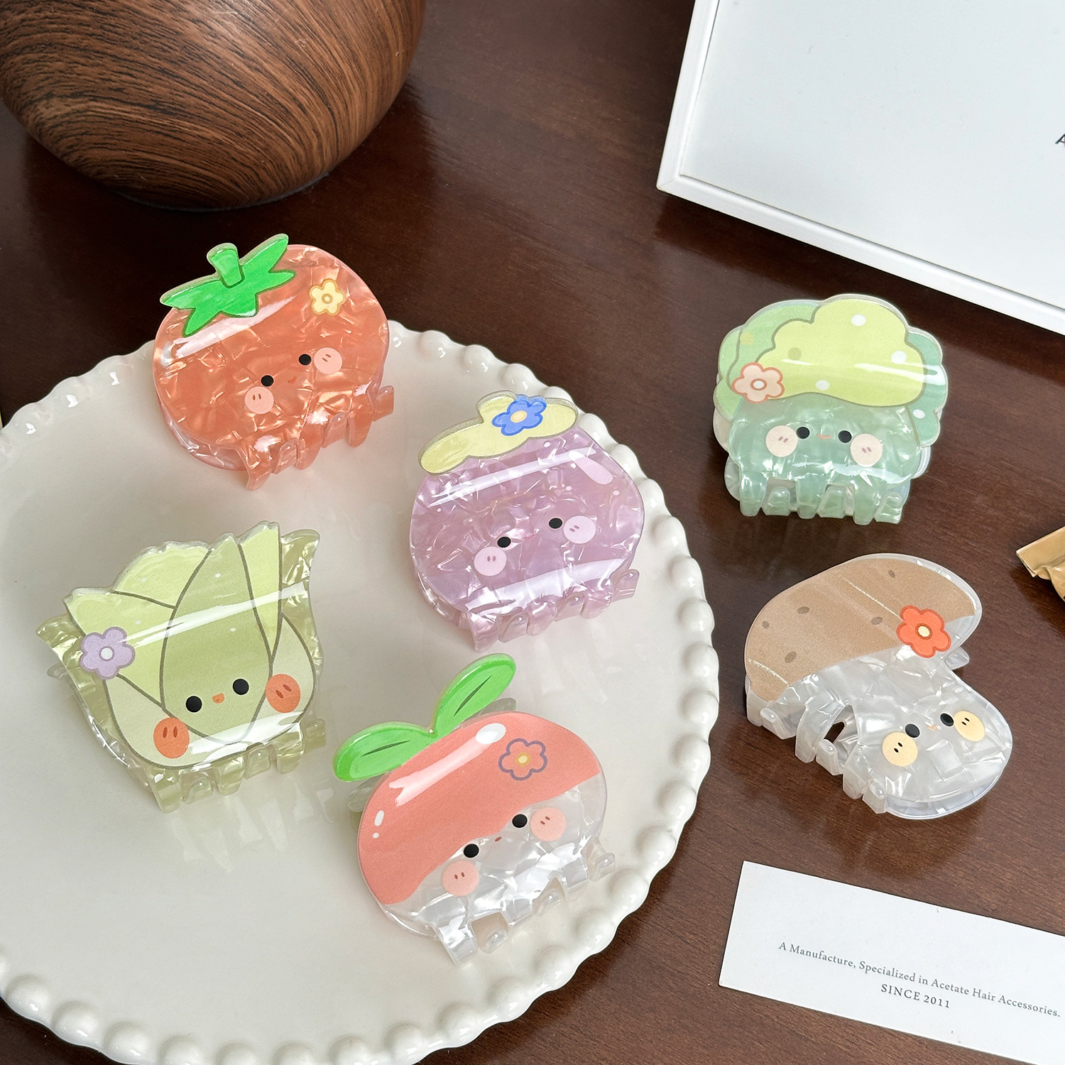 Dowell Elegant Korean Style Hair Claw Clip Cute Fruit Acrylic Daily Use Decoration For Girls Party Wear 17