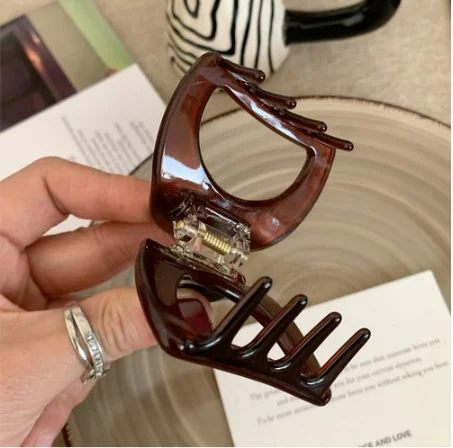 Dowell Korean Vintage Style Half Round Square Shape Acetate Elegant Hair Claws 18