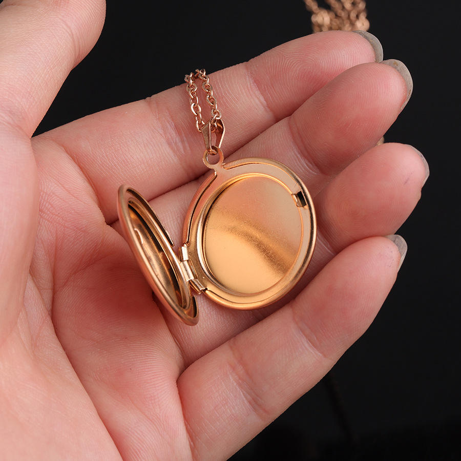 Custom Photo Locket Necklace Personalized Image And Text 18k Gold Plated Stainless Steel Round Pendant Meaningful Jewelry 8