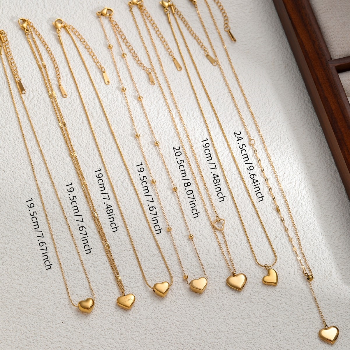 Custom Gold Plated Heart Choker Necklace Minimalist Stainless Steel Pvd Coated Collarbone Chain Cool-toned Feminine Jewelry 8