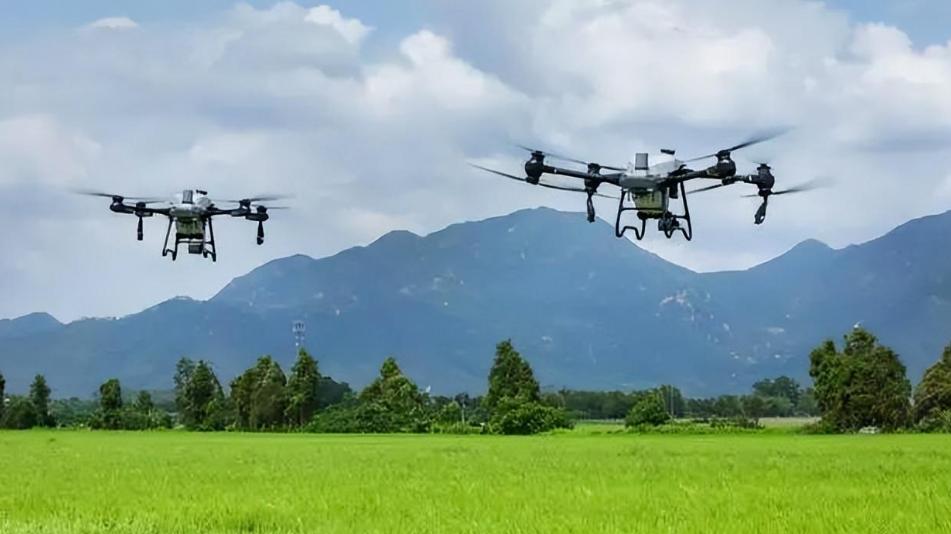 2025年の世界ドローン会議でのドローンの多次元アプリケーションシナリオの調査 1