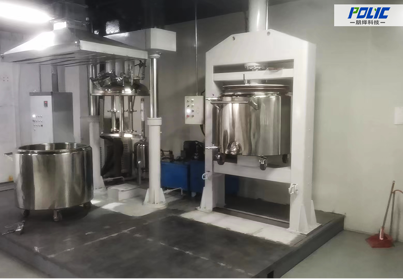 Mezcladora de doble eje tipo mariposa para la mezcla de materiales de alta viscosidad 25