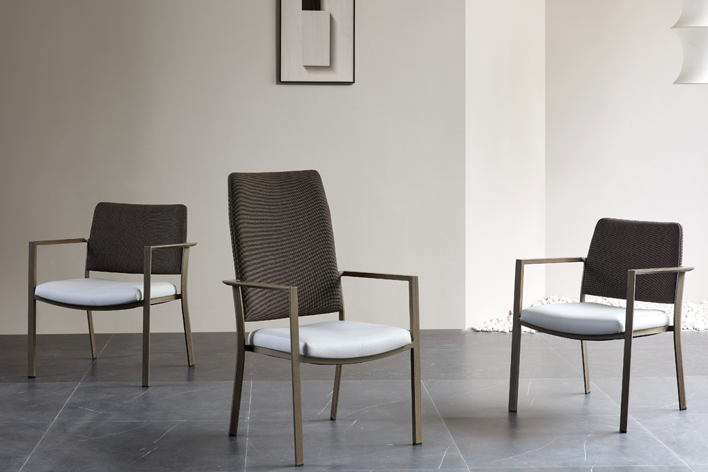 Cur Elige Metallum Cathedra pro Senior Living Communitates? 1