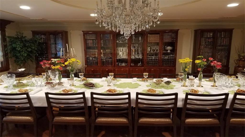 Cải thiện phong cách và sự thoải mái với ghế ăn sống cao cấp 2