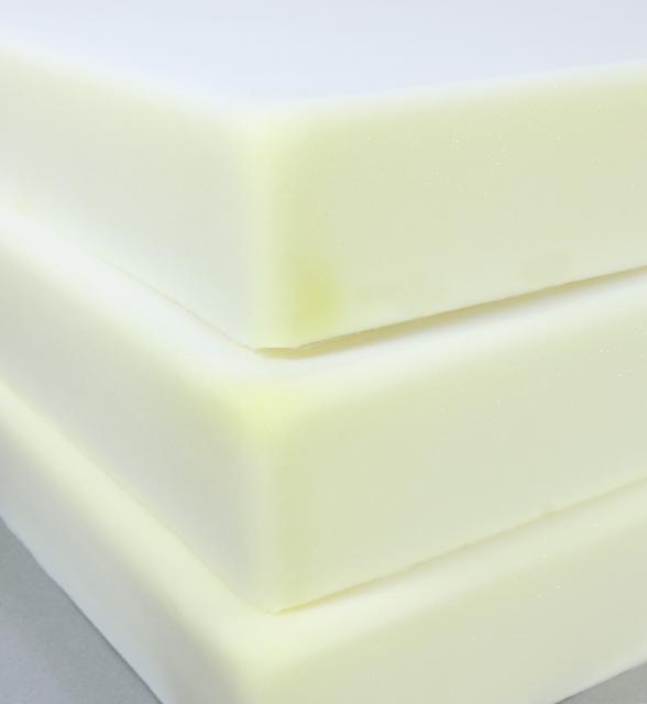 Le confort de Yumeya Sièges de maison de retraite en métal à grain de bois 4