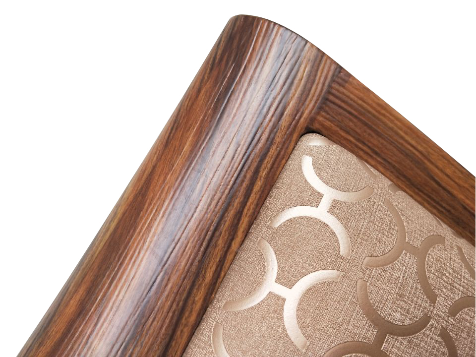 Krijg een houtlook en raak in een metalen stoel 2