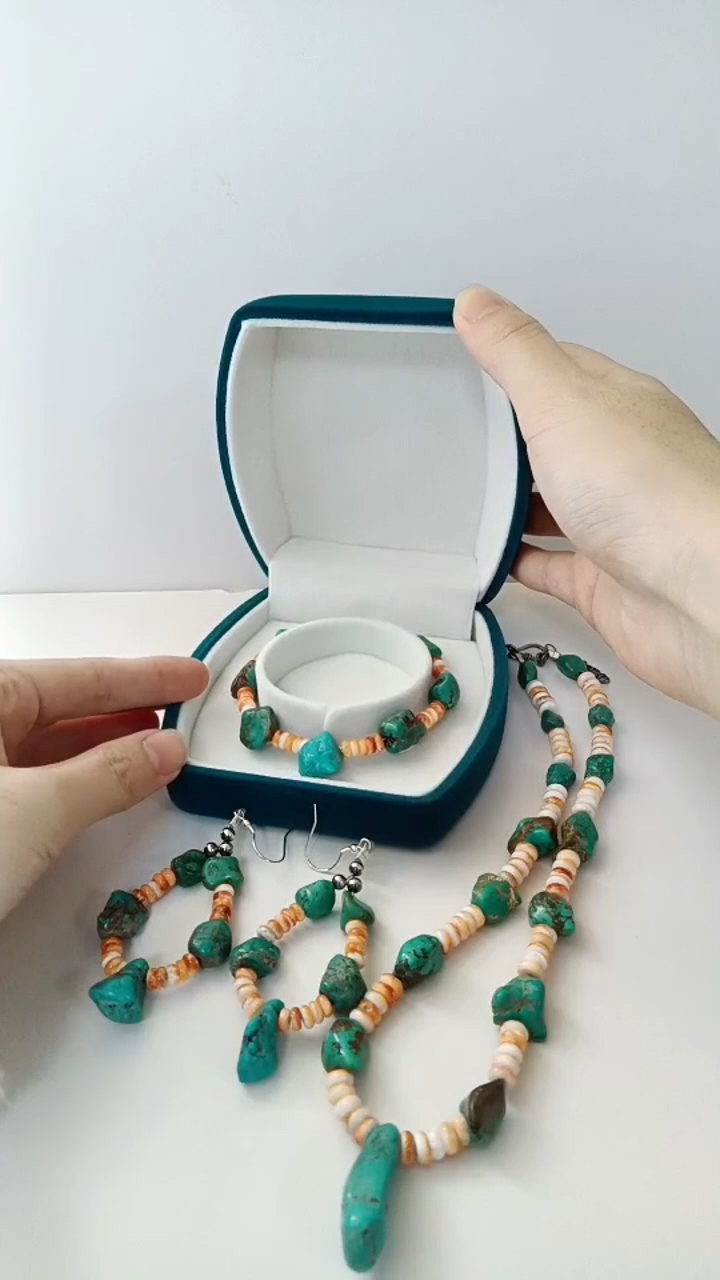 ਉਸ ਦੇ ਹੱਥਾਂ ਨਾਲ ਬਣੇ ਰਤਨ ਲਈ ਐਂਟੀਕ ਫਿਰੋਜ਼ੀ ਸਪਾਈਨੀ ਸੀਪ ਗਹਿਣੇ ਸੈੱਟ ਗਿਫਟ 8