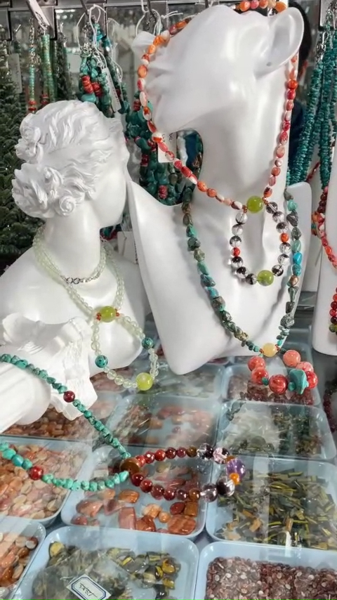 Lei Lei ʻOyster Freeshape me nā lei Prehnite Turquoise a me Amethyst 9