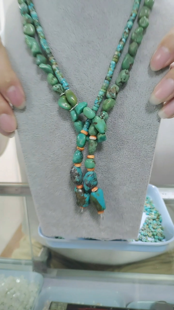 د دوه زنځير فیروزي هار د خاردار اویسټر شیل لمس سره. 9