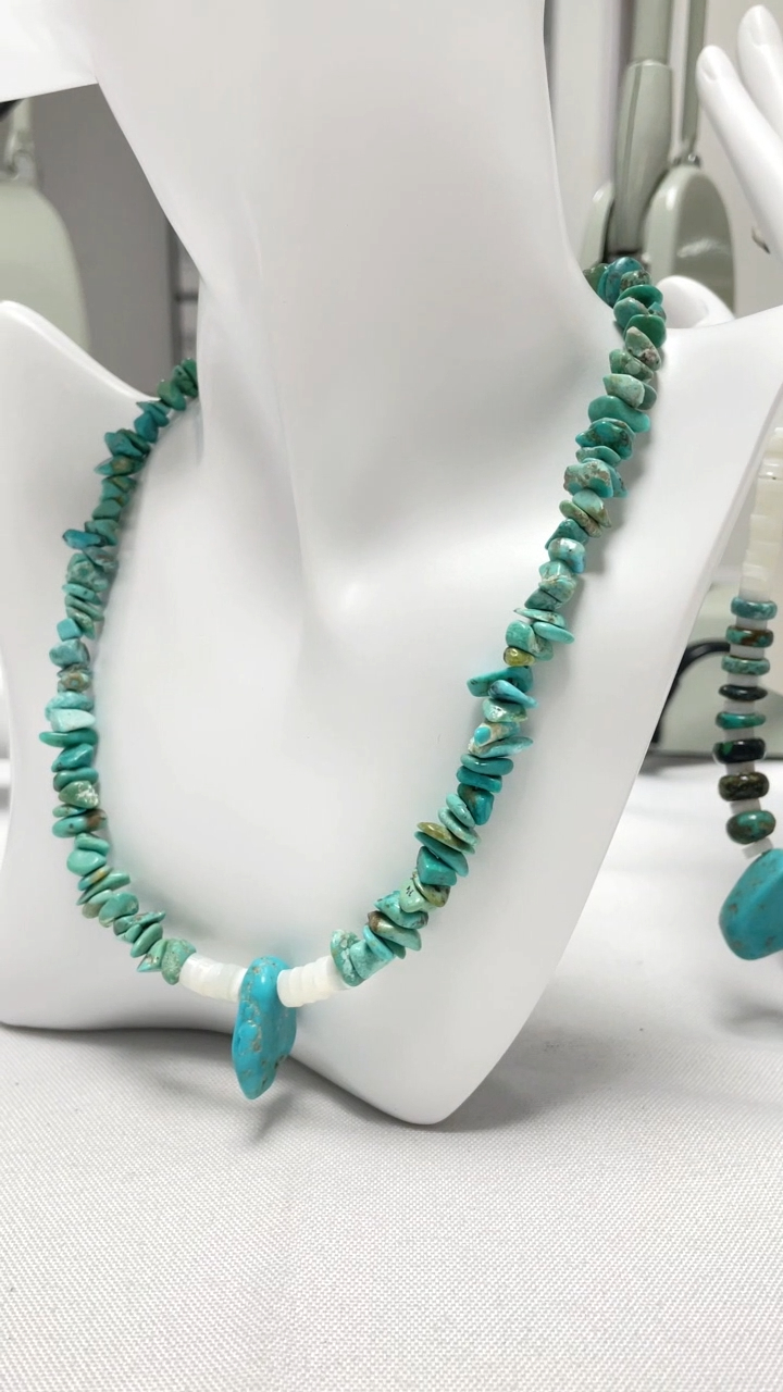 ਕੁਦਰਤੀ ਰਤਨ ਦਾ ਹਾਰ 100% ਕੁਦਰਤੀ ਫਿਰੋਜ਼ੀ ਮੋਪ ਅਤੇ ਹੇਸ਼ੀ ਨਗੇਟਸ ਅਤੇ ਗੋਲ ਮਣਕਿਆਂ ਵਿੱਚ ਰੁਟੀਲੇਟਿਡ ਕੁਆਰਟਜ਼ 9