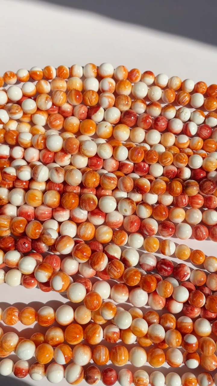 Spiny Oyster Natural Round Beads Natural Orange Color. Non Treated 16 inch 8