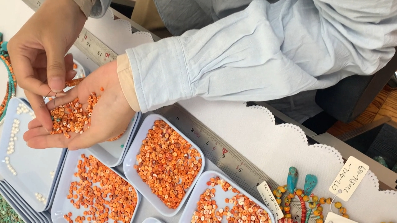 Handmade orange spiny necklaces gemstone beads 9