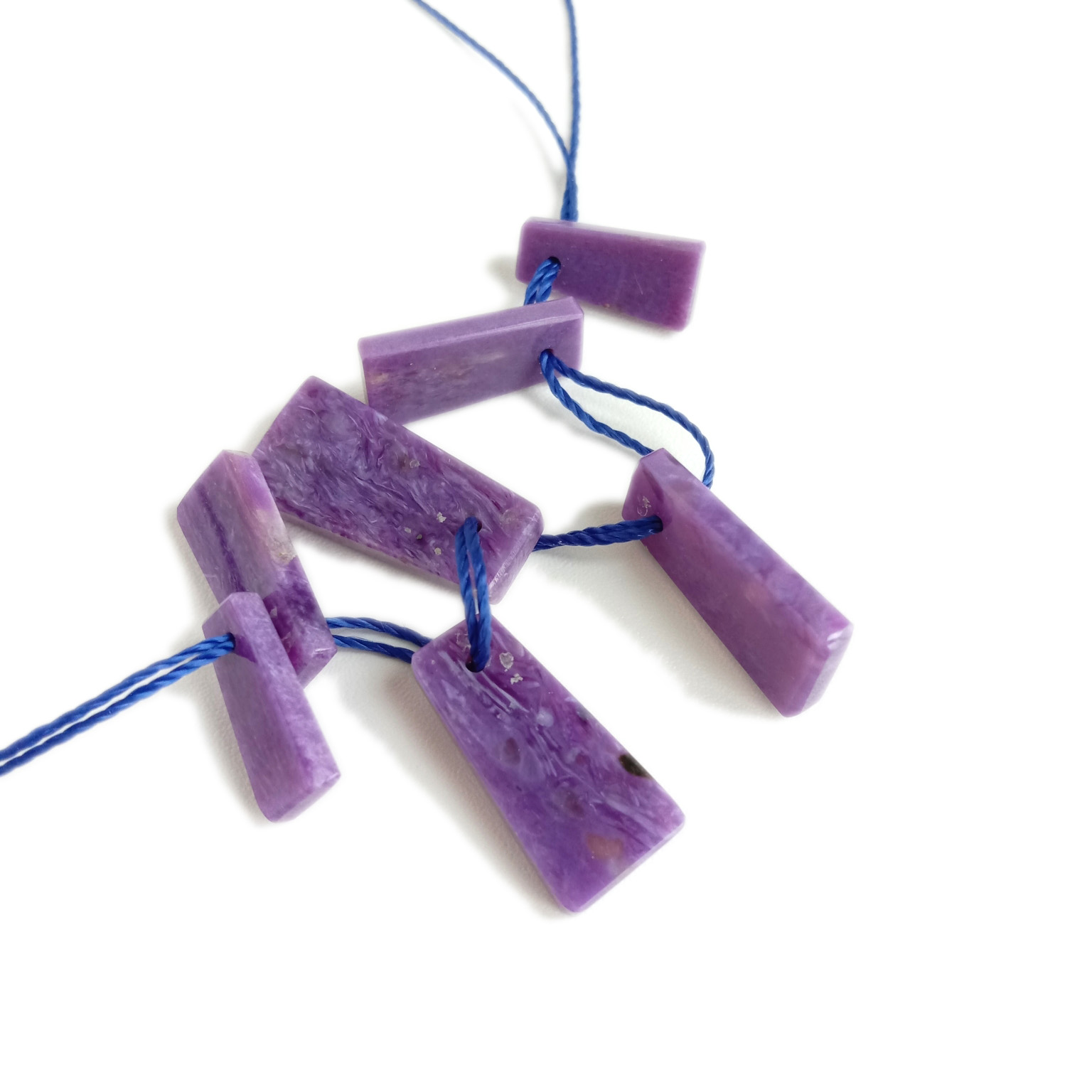 Gemstone Cabochon natural nga Charoite purpura nga rectangle Shape Charoite nga naghimo og kwintas 14