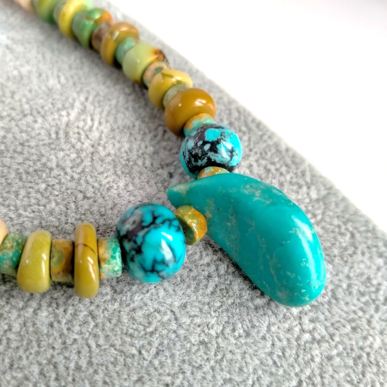 Mkufu Halisi wa Turquoise na Mkufu wa Spiny Oyster Green Blue Turquoise Wenye Shanga 15