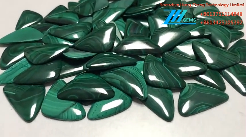 Partihandel Natural Green Malachite Cab (Cabochon) 34x21x4mm 8