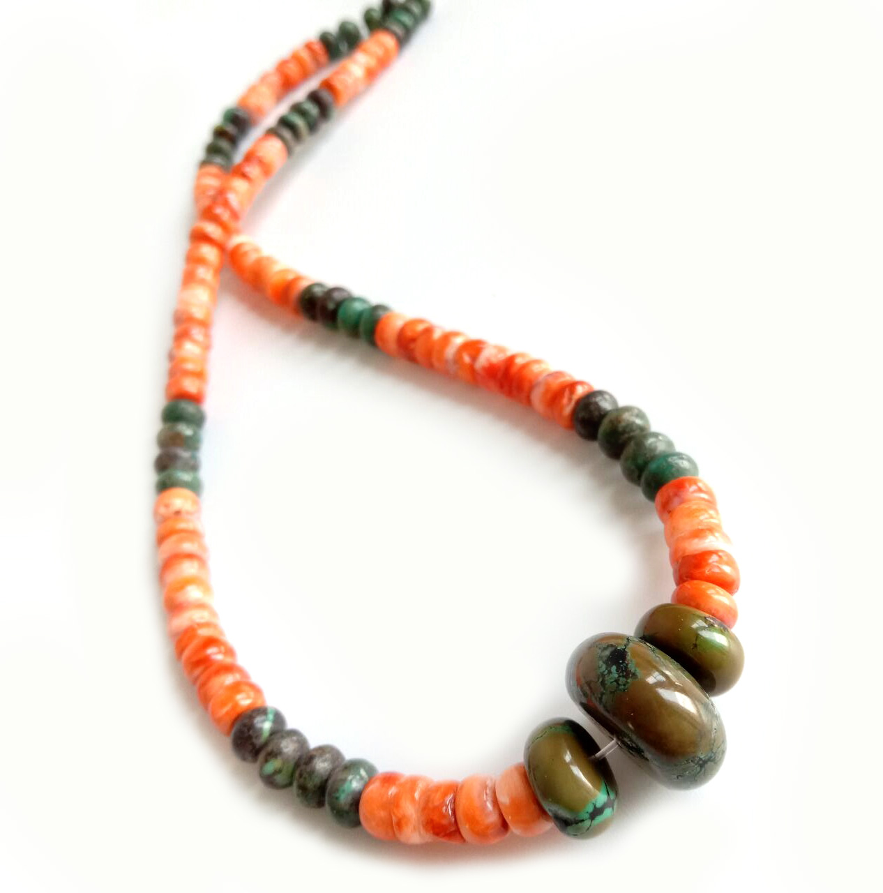 ខ្សែកអង្កាំធម្មជាតិ Turquoise ជាមួយខ្សែក Spiny Beaded 15