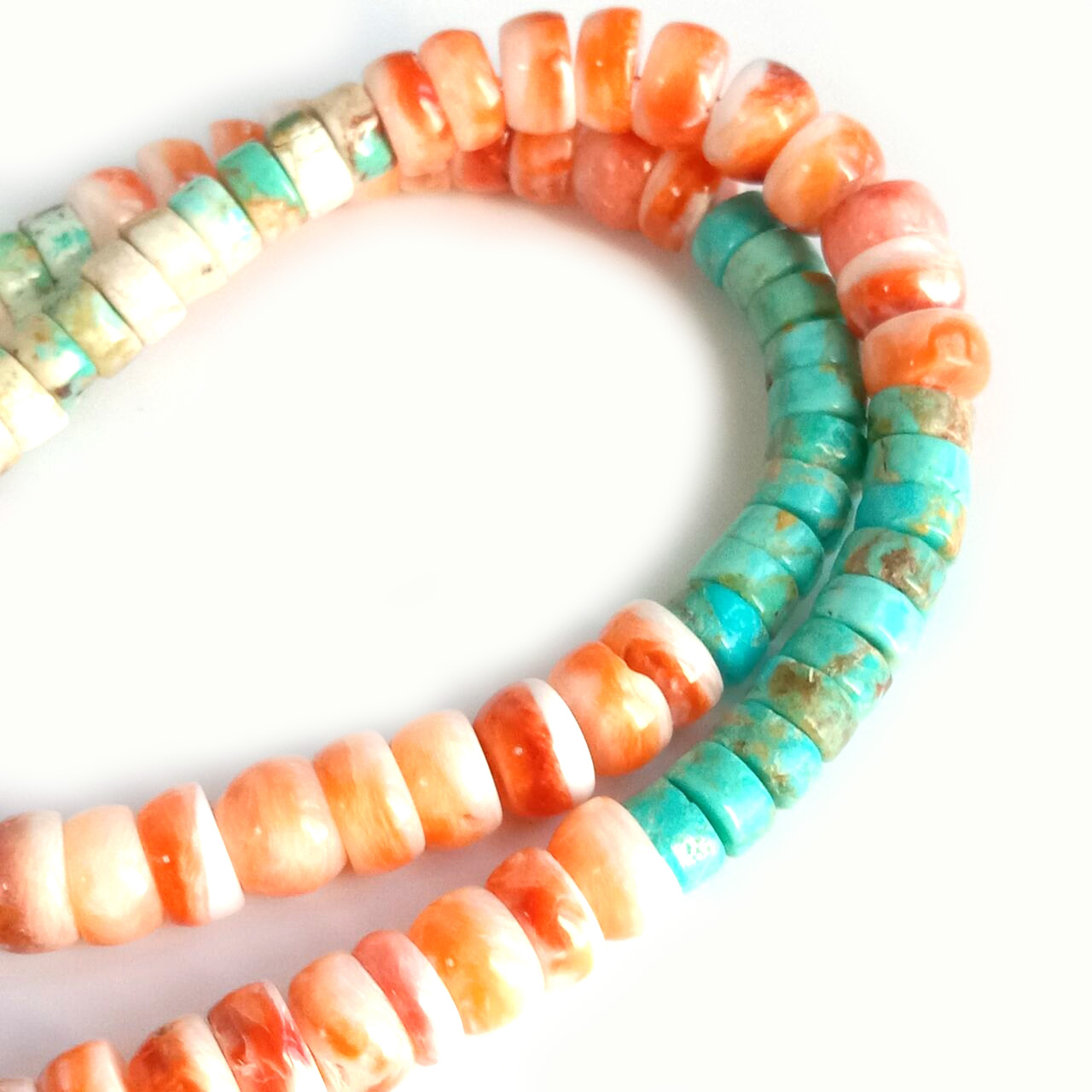 ខ្សែកពណ៌ទឹកក្រូច Spiny Turquoise និង Heishi Beaded Necklace ធ្វើដោយដៃ 15