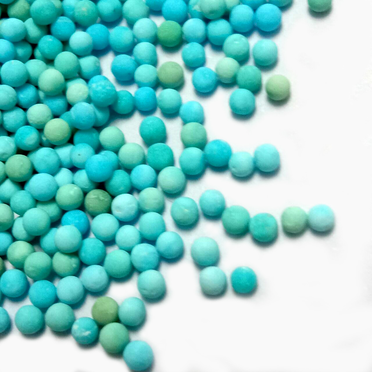 1.7мм оюу гөлгөр дугуй эрдэнийн бөмбөлгүүдийг бөөний ирмэг 18