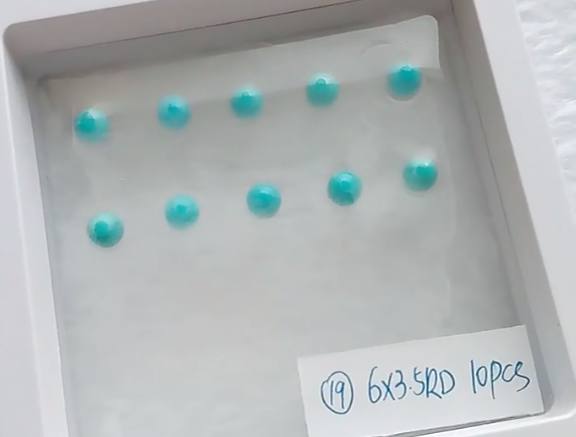 ターコイズカボションサイズ6*3.5mm 9
