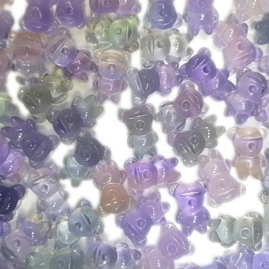 Prirodni fluorit životinjski oblik Fine kvalitete Zeleni fluorit za rezbarenje Strand Fancy Nugget Izrezbareni Zanatski nakit Perli dragi kamen 14