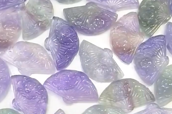 部門 迷你螢石雕刻 8