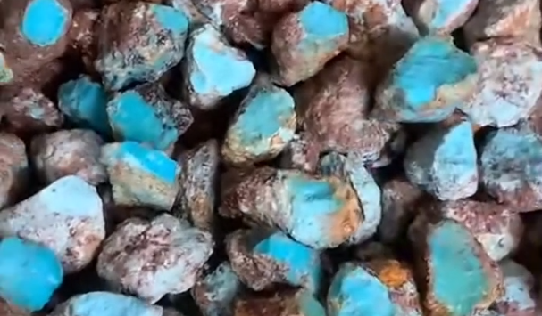 Natirèl Bwit Turquoise Turkwaz ra pou fè bijou