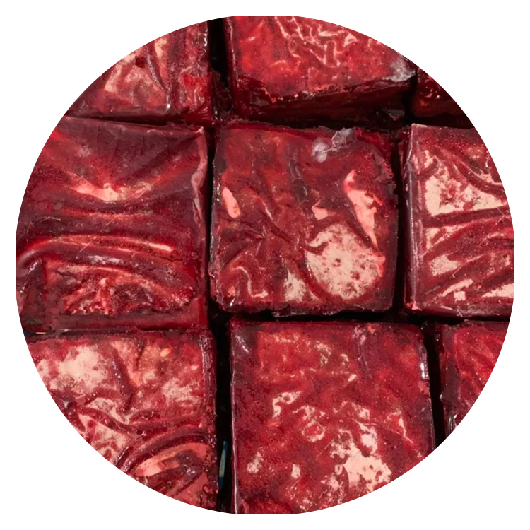 Materiale russu di pietra preziosa 8