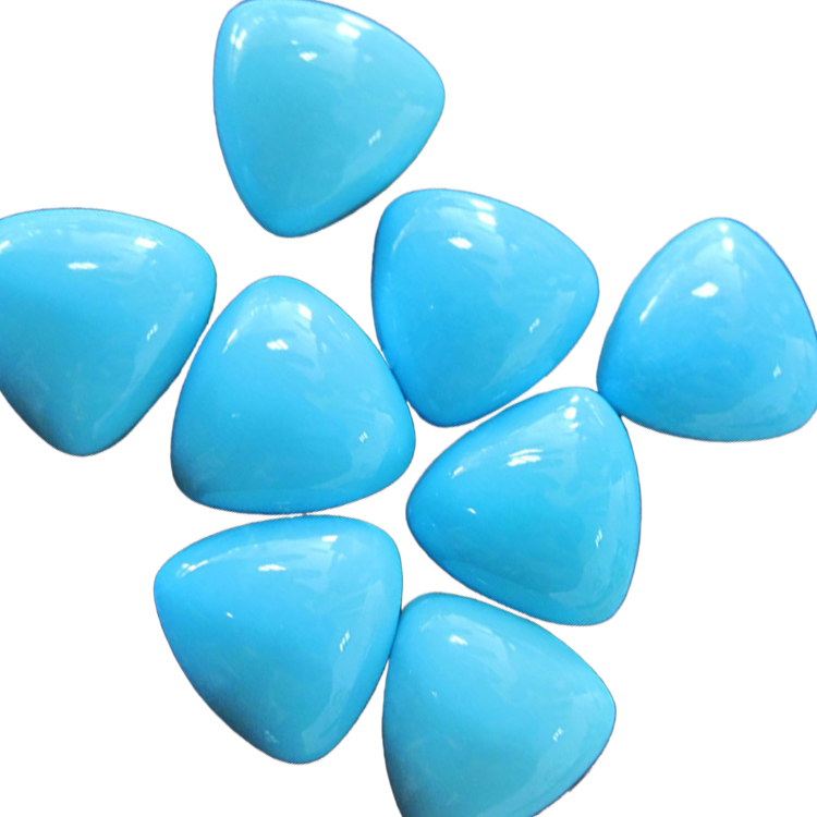 ടർക്കോയ്സ് ത്രികോണം കാബോചോൺ രത്നം 15