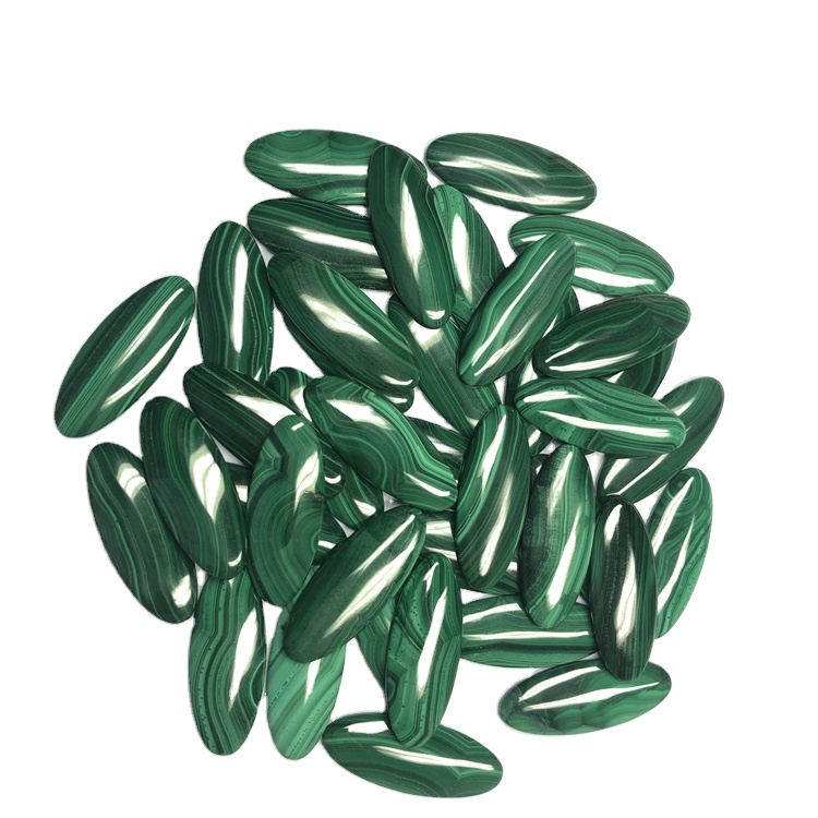 گۆھەر تاش مالاخىت مەرۋايىت تاشلىرى 41x16x4mm 11