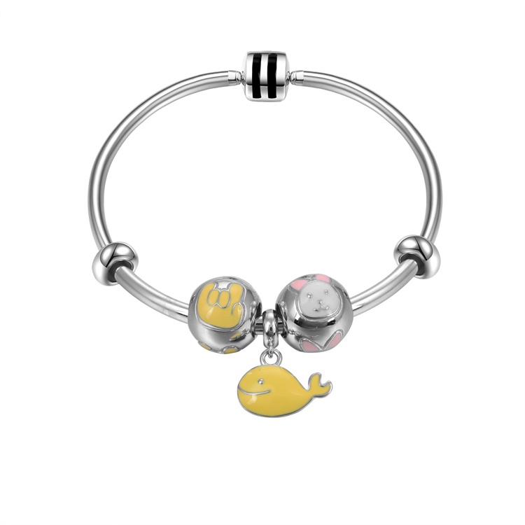 အမျိုးသမီးများအတွက်ငွေရောင်ကျက်သရေကို bangle 17