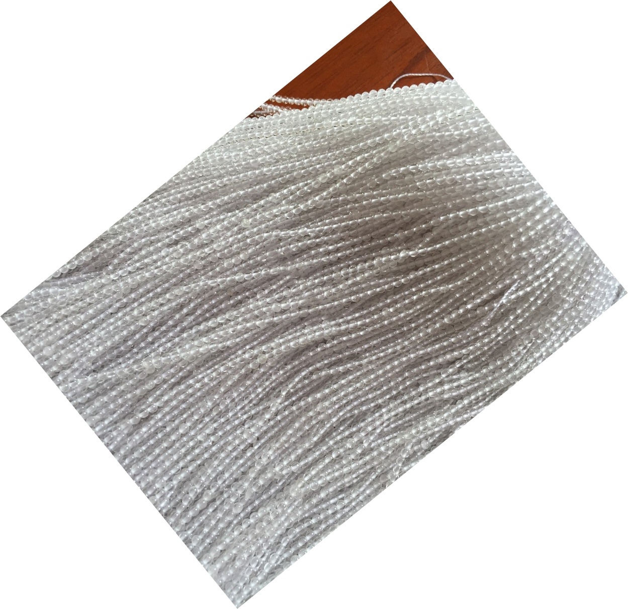 ខ្សែក្រវ៉ាត់រលុងធម្មជាតិនៃកែវគ្រីស្តាល់ពណ៌សអង្កាំដែលមានទំហំ 2 មម 3 មមខាំអង្កាំ 7