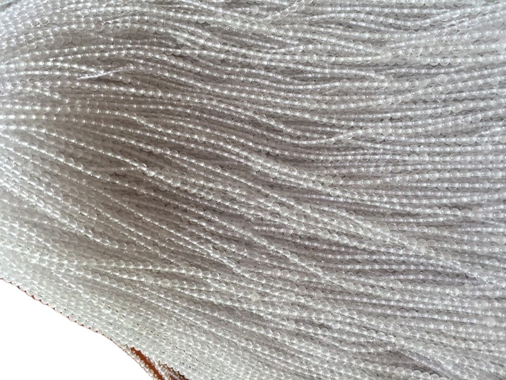 ខ្សែក្រវ៉ាត់រលុងធម្មជាតិនៃកែវគ្រីស្តាល់ពណ៌សអង្កាំដែលមានទំហំ 2 មម 3 មមខាំអង្កាំ 11