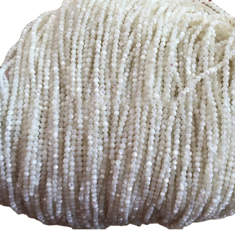 വലുപ്പം 2 എംഎം 2.25 മിമി 2.5 മിമി 2.75 മി.എം 2.75 എംഎം പ്രകൃതിദത്ത വെളുത്ത ആഴക്കടൽ ഷെൽ ട്രഡാക്ന റ round ണ്ട് ബീഡുകൾ 15