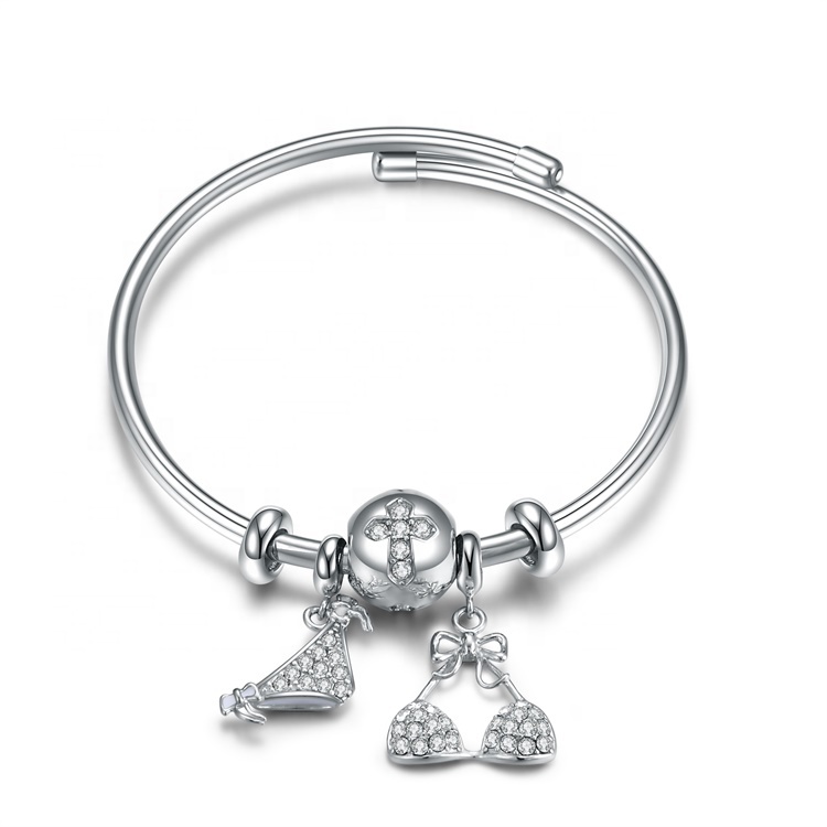 ខ្សែដៃដែលមានមន្តស្នេហ៍ម៉ាកយីហោ 925 ម៉ាក 13