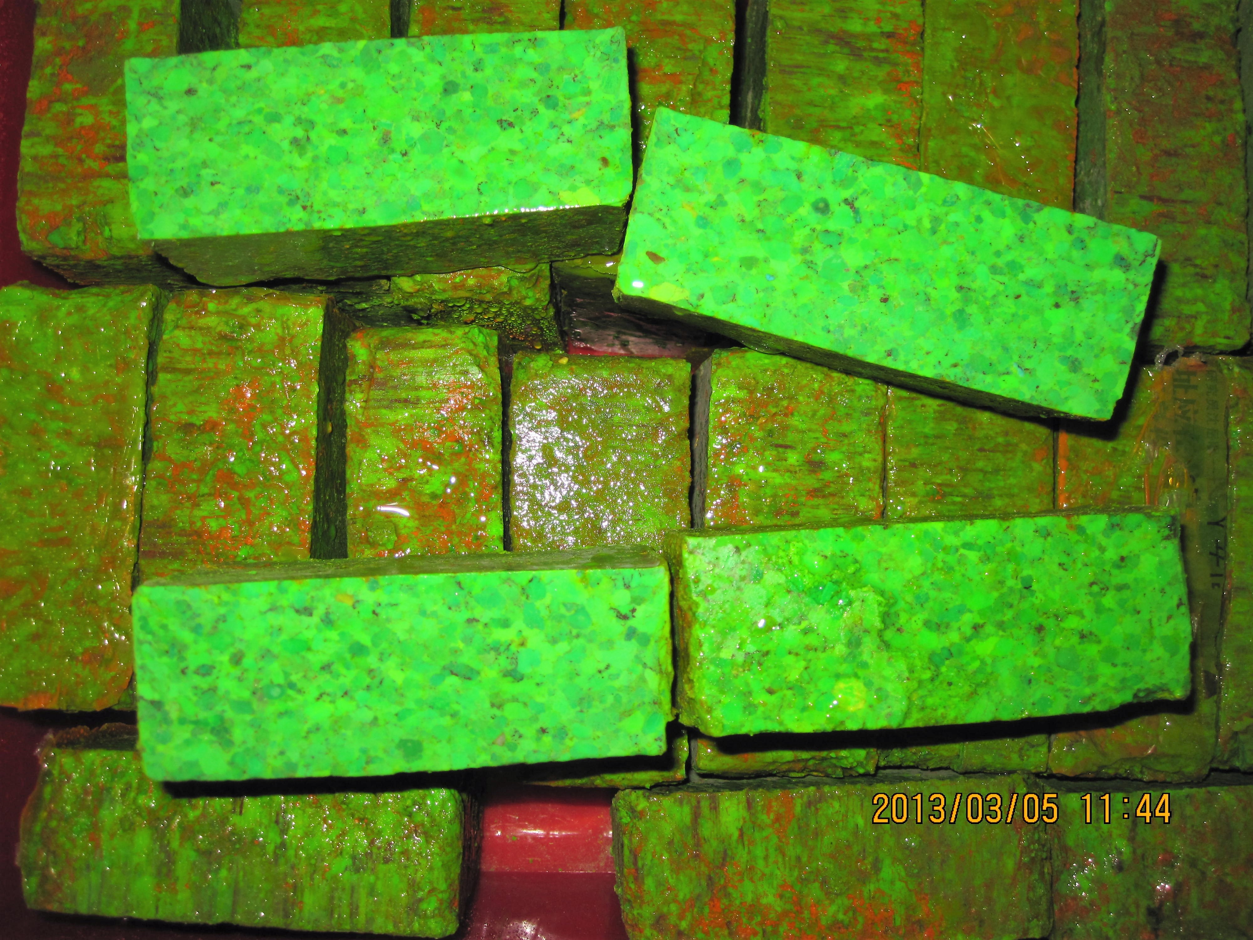 Mohave Apple Green Stuffory Stuffory Sticks m kayan ga Gemstone kayan adon ado 13