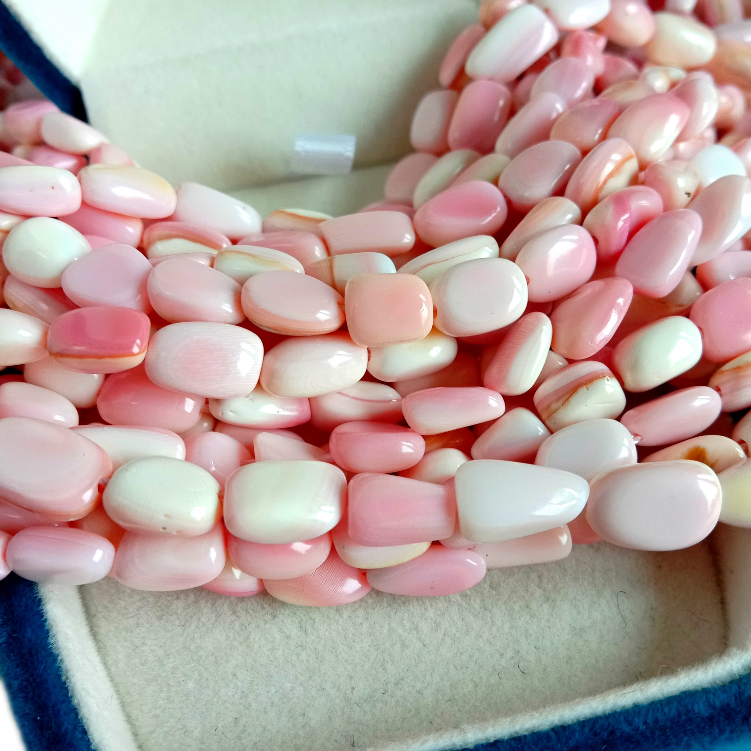 Shell Necklace na Gawa sa Pink Shells 9
