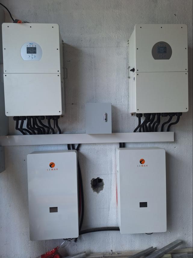 Une solution énergétique transparente Intégration des batteries au lithium LEMAX 10 kWh avec les onduleurs Deye 1