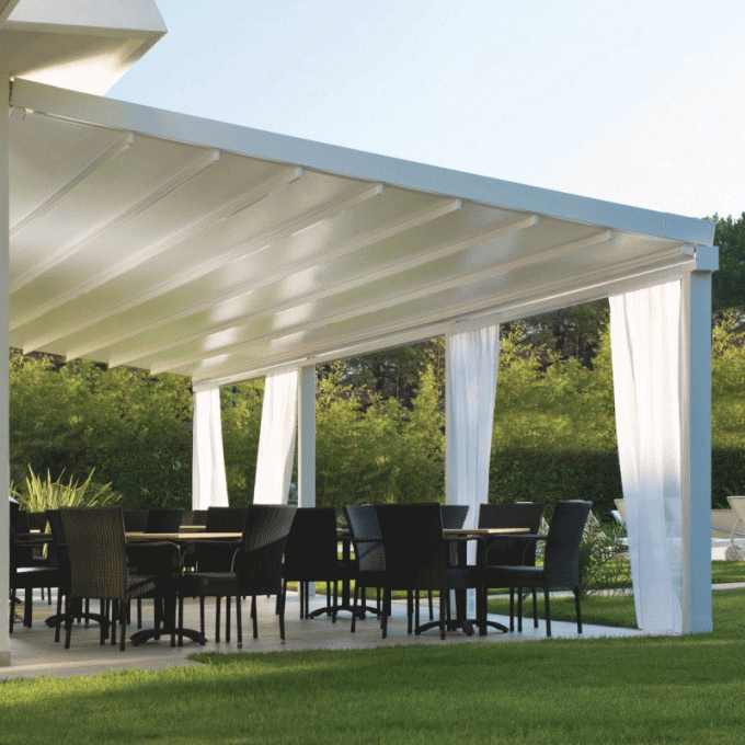 Private Residence Retractable Louvered Roof Systems Metal Garage Awning 1