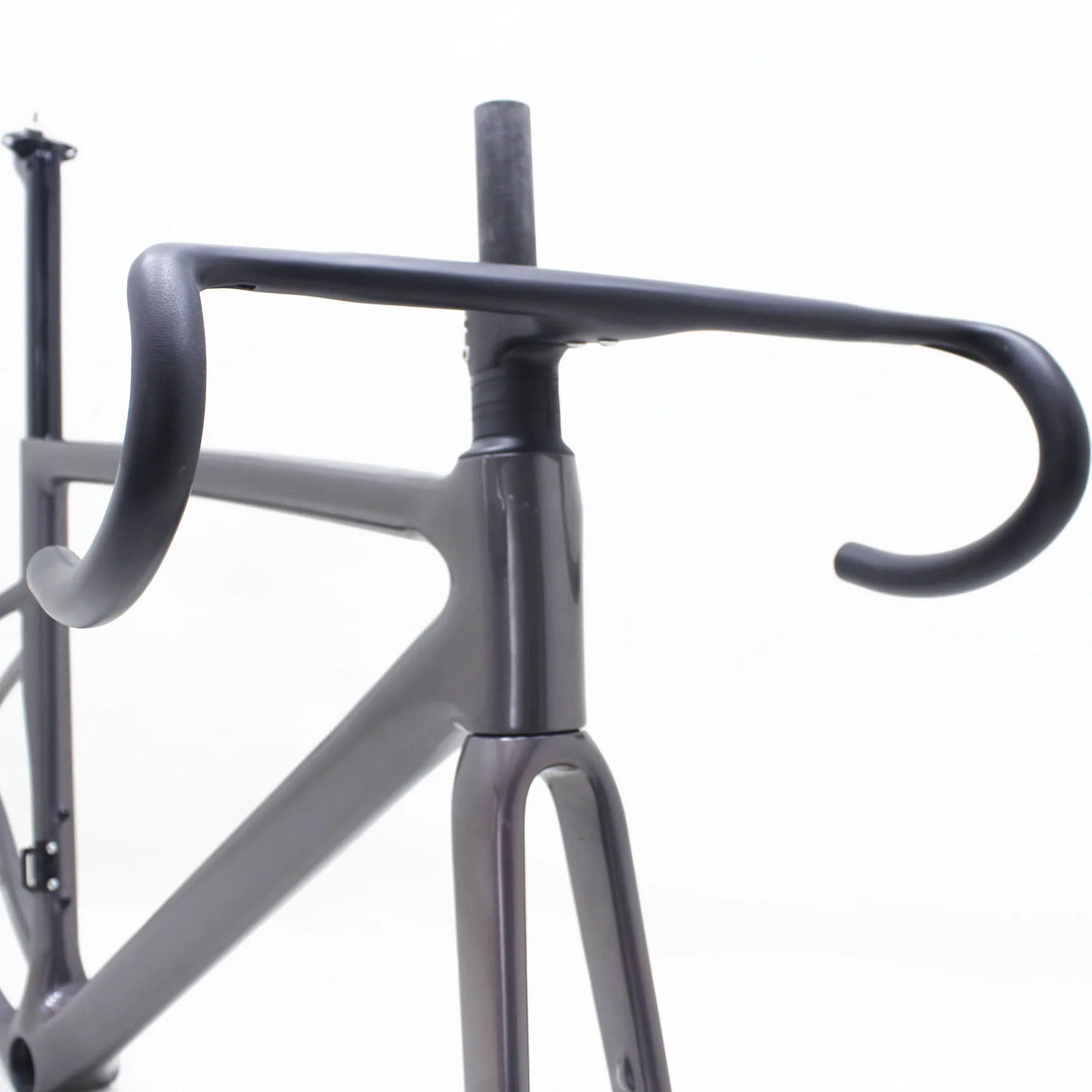 Quadro de bicicleta de estrada ultraleve em fibra de carbono CRF45 700C | Design aerodinâmico de nível competitivo personalizado OEM, modelo vermelho brilhante 13